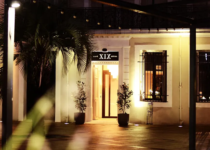 Hotel Le XIX